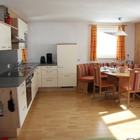 Haus Lutea Apartment Gaschurn Ngoại thất bức ảnh