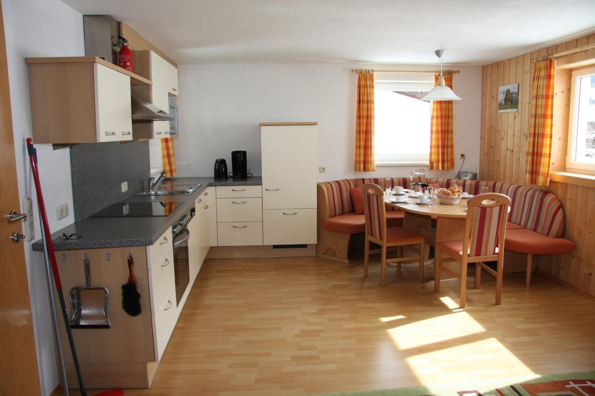 Haus Lutea Apartment Gaschurn Ngoại thất bức ảnh