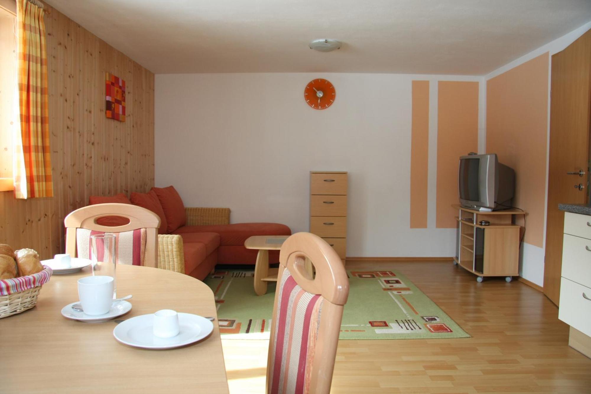 Haus Lutea Apartment Gaschurn Ngoại thất bức ảnh